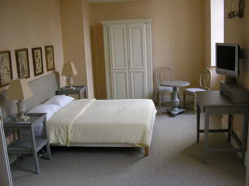 Chateau De Lazenay - Residence Hoteliere Bourges Bagian luar foto